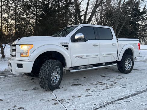 Used 2016 Ford F150 Lariat w/ Equipment Group 502A Luxury image 7