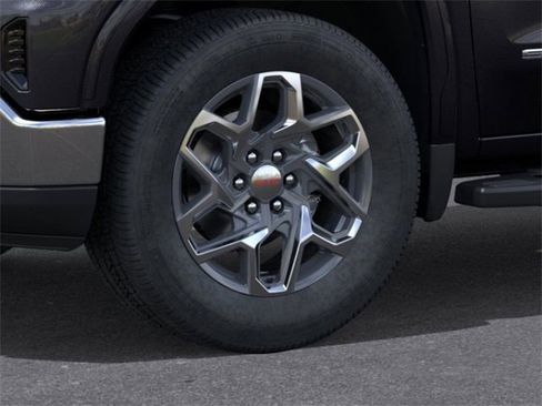 New 2026 GMC Sierra 1500 SLT w/ SLT Premium Package image 9