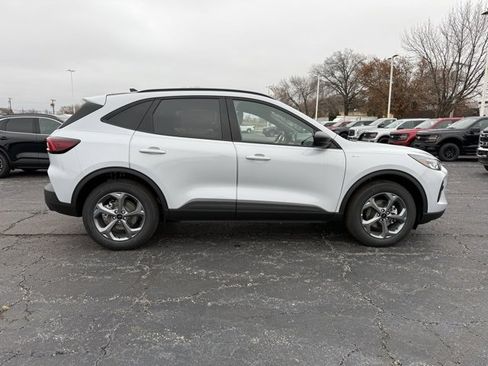 New 2026 Ford Escape ST-Line w/ Cold Weather Package image 10