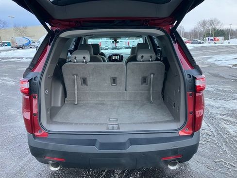 Used 2019 Chevrolet Traverse LT w/ LPO, Floor Liner Package image 23