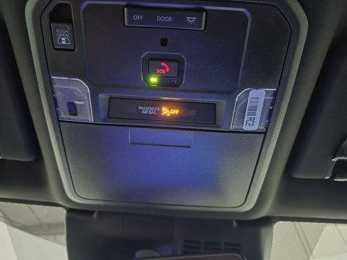 New 2025 Toyota Tacoma TRD Off-Road image 40