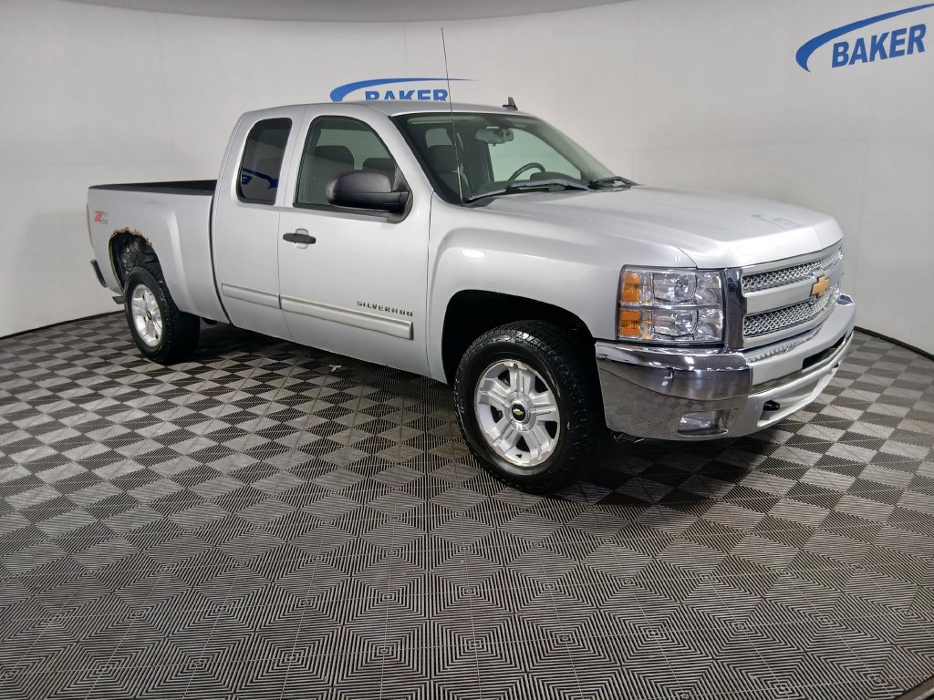 Used 2013 Chevrolet Silverado 1500 LT w/ All-Star Edition AWD/4WD image 8