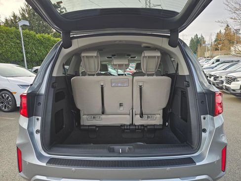 New 2026 Honda Odyssey Touring image 10