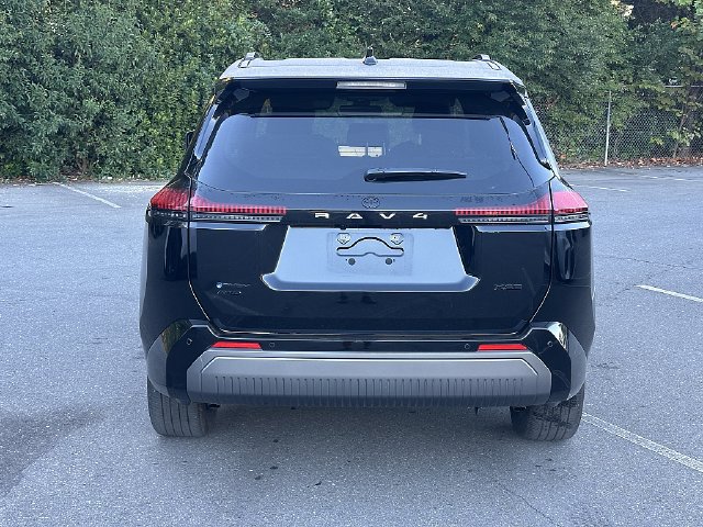 Used 2026 Toyota RAV4 XSE w/ Weather Package AWD/4WD image 6