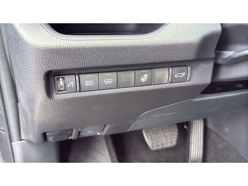Used 2025 Toyota RAV4 XLE Premium w/ Weather Package AWD/4WD image 16