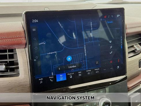 Used 2024 Ford Expedition Limited image 3