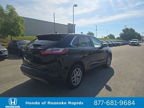 Used 2024 Ford Edge SEL AWD/4WD image 7
