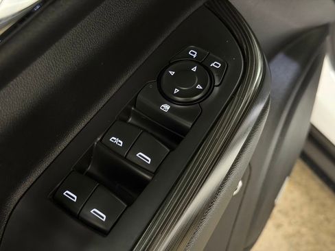 Used 2019 GMC Acadia SLT image 28