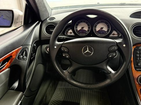 Used 2004 Mercedes-Benz SL 55 AMG image 9