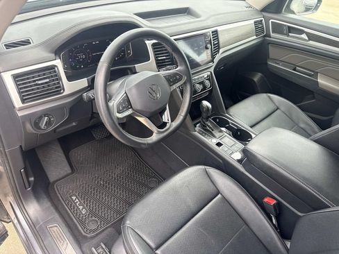 Used 2022 Volkswagen Atlas SE FWD image 23