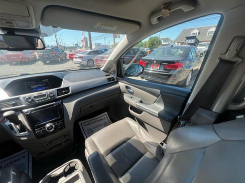Used 2016 Honda Odyssey EX-L image 19