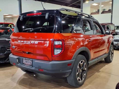 Used 2022 Ford Bronco Sport Outer Banks w/ Tech Package AWD/4WD image 6