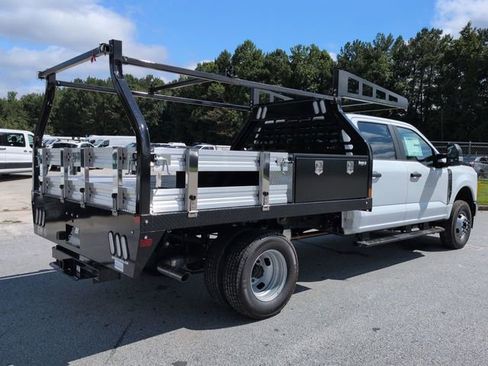 New 2025 Ford F350 XL w/ XL Chrome Package AWD/4WD image 4