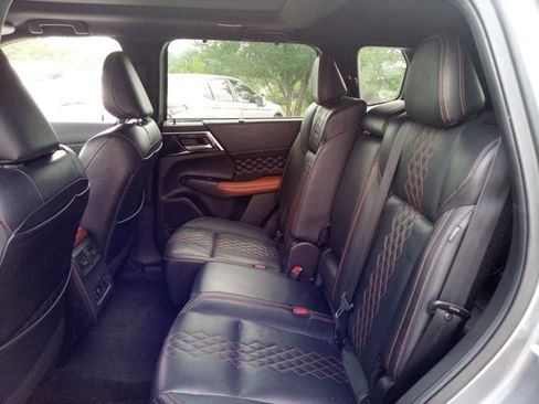 Used 2022 Mitsubishi Outlander SEL FWD image 11