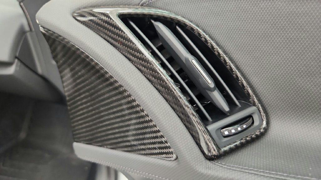 Used 2018 Audi R8 V10 RWD image 33