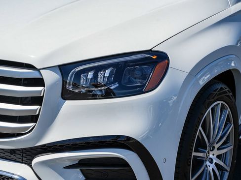 New 2026 Mercedes-Benz GLS 450 4MATIC image 8