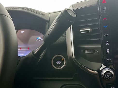 Used 2025 RAM 3500 Laramie image 16