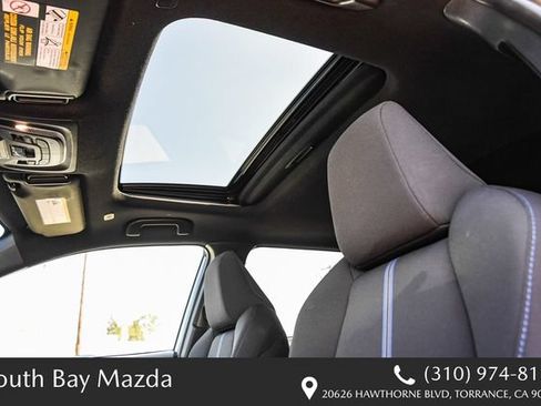 Used 2024 Toyota Corolla Cross AWD Hybrid w/ Moonroof Package image 25