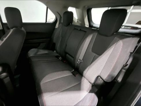 Used 2017 Chevrolet Equinox LT w/ Convenience Package image 23