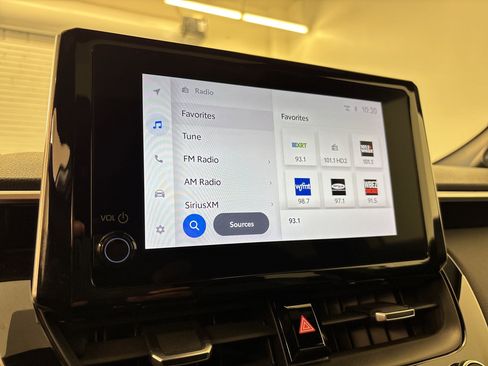 Used 2023 Toyota Corolla Cross XSE w/ Convenience Package image 25