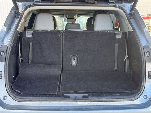 Used 2021 Toyota Highlander Limited image 34