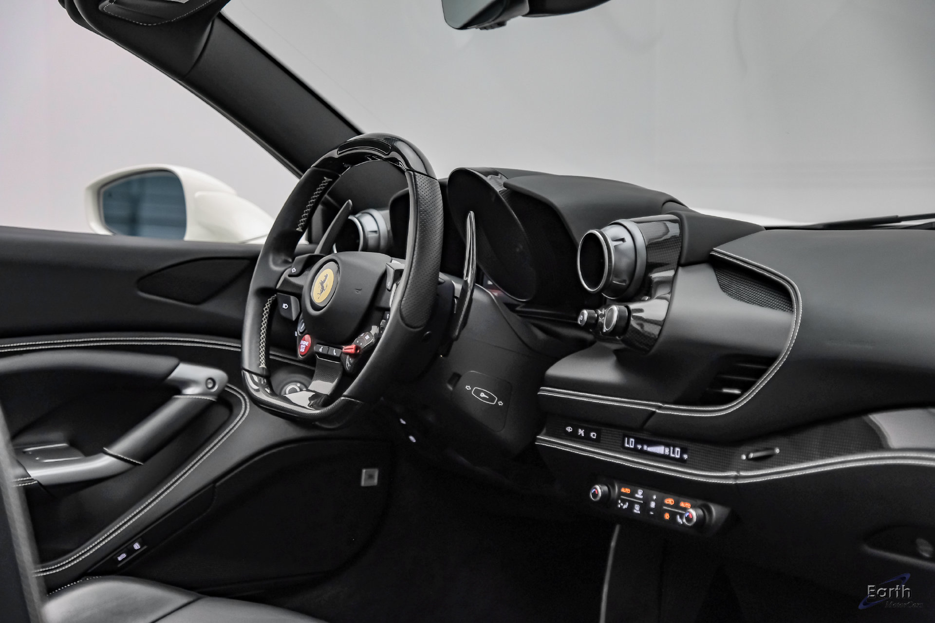 Used 2022 Ferrari F8 Tributo RWD image 61