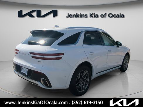 Used 2023 Genesis GV70 2.5T w/ Advanced Package image 4