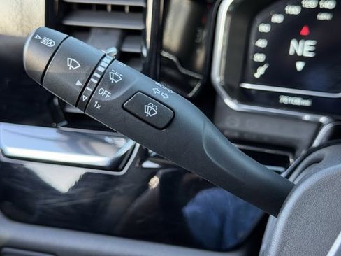 Used 2024 GMC Sierra 1500 Elevation image 22