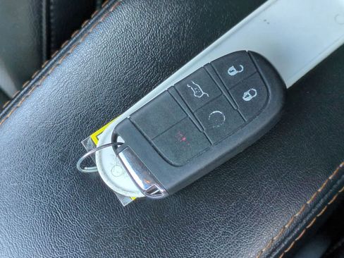 Used 2019 Jeep Compass Limited AWD/4WD image 35
