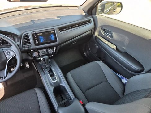 Used 2022 Honda HR-V Sport image 30