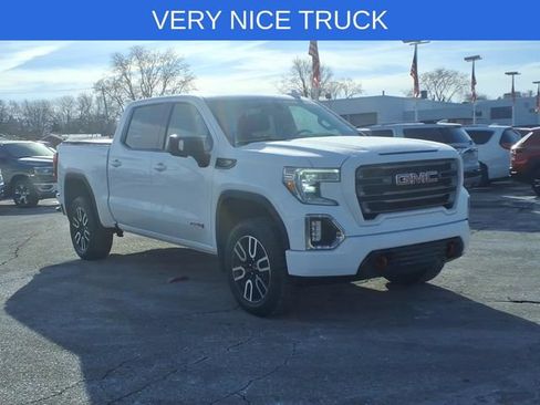 Used 2021 GMC Sierra 1500 AT4 w/ AT4 Preferred Package AWD/4WD image 3