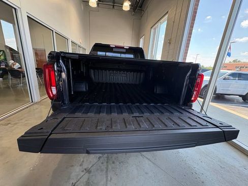 Used 2024 GMC Sierra 1500 SLT w/ SLT Premium Plus Package AWD/4WD image 14