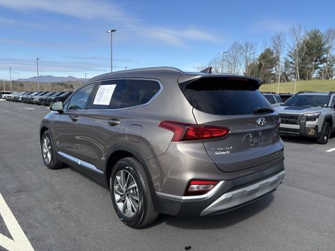 Used 2019 Hyundai Santa Fe SEL image 6