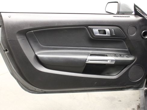 Used 2022 Ford Mustang Convertible w/ Equipment Group 101A image 19