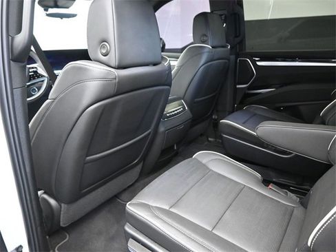 Used 2025 Cadillac Escalade Sport w/ Touring Package image 18