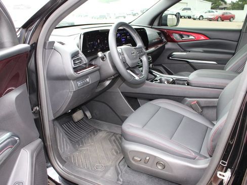 Used 2026 Chevrolet Traverse Z71 w/ Driver Confidence Package AWD/4WD image 15