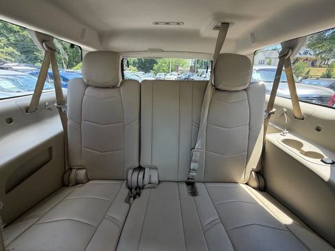 Used 2015 Cadillac Escalade ESV Premium AWD/4WD image 17