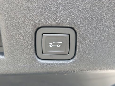Used 2026 Buick Enclave Preferred w/ Power Package AWD/4WD image 9