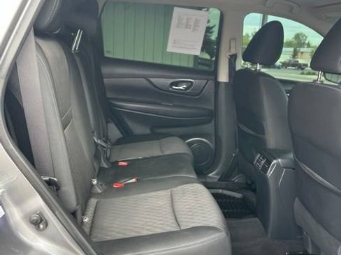 Used 2019 Nissan Rogue SV AWD/4WD image 38