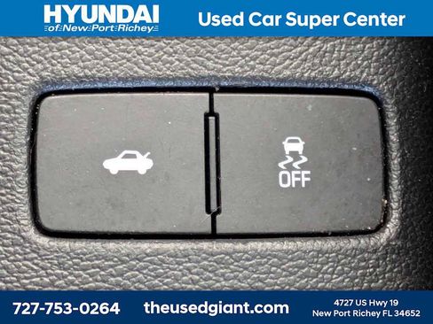 Used 2016 Chevrolet Sonic LT w/ Driver Confidence Package FWD image 21