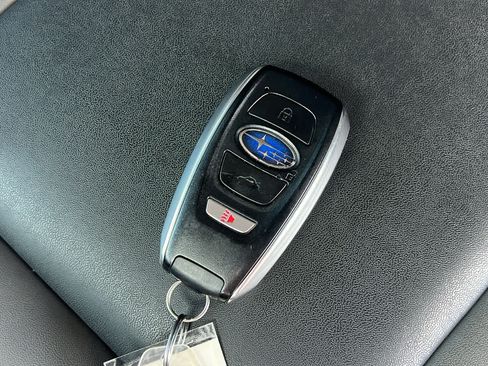 Used 2025 Subaru Ascent Onyx Edition AWD/4WD image 30