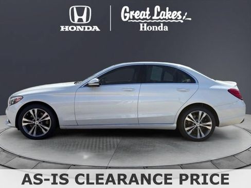 Used 2016 Mercedes-Benz C 300 4MATIC Sedan image 3