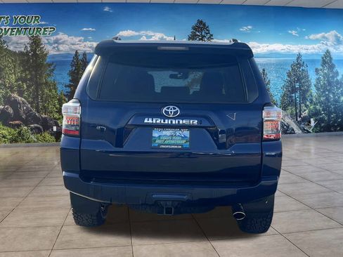 Used 2021 Toyota 4Runner SR5 Premium image 6