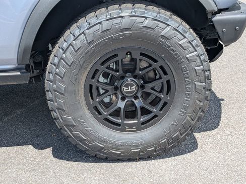 New 2025 Ford Bronco Badlands AWD/4WD image 12