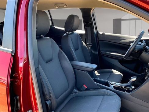 Used 2022 Buick Encore GX Select w/ Sport Touring Package FWD image 7