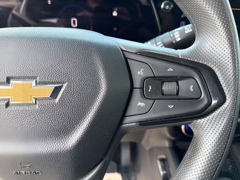 Used 2025 Chevrolet TrailBlazer LT AWD/4WD image 15