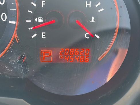 Used 2007 Nissan Altima 3.5 SL w/ Technology Pkg FWD image 11