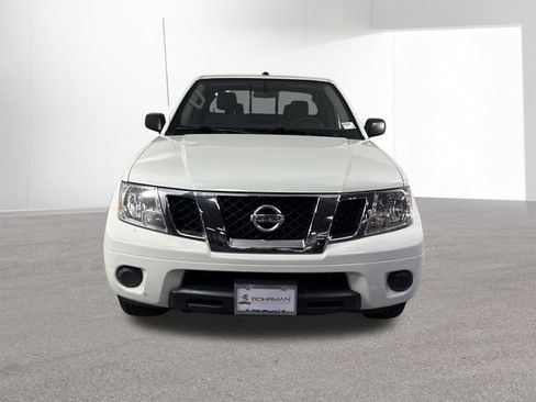 Used 2018 Nissan Frontier SV image 23