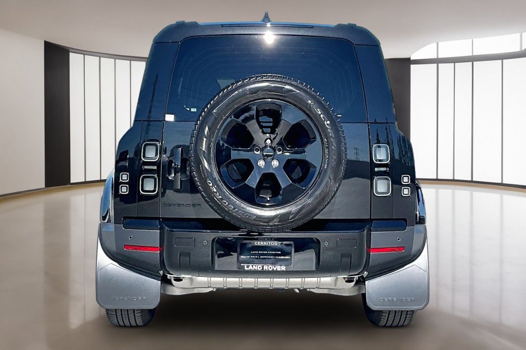 New 2026 Land Rover Defender 110 S AWD/4WD image 4