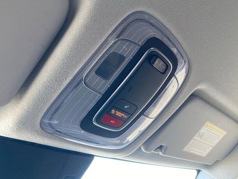 Used 2025 Hyundai Kona SEL image 28